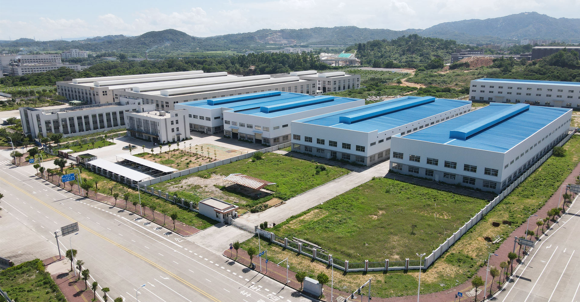 汕頭市華鷹涂布設備有限公司